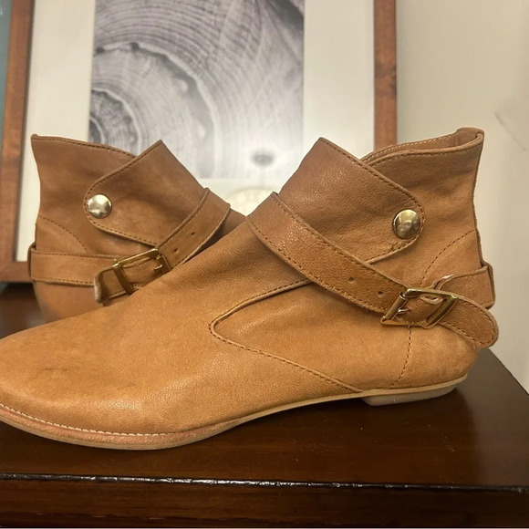 House of Harlow (Revolve)  leather ankle boots size 39 (8.5) very good condition - Picture 8 of 9